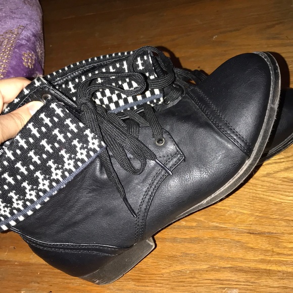 Aztec ankle boots - Picture 3 of 3